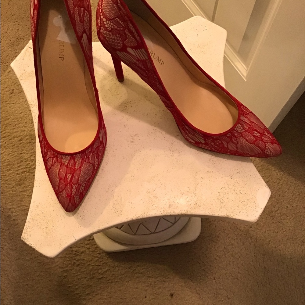 Lace Pumps